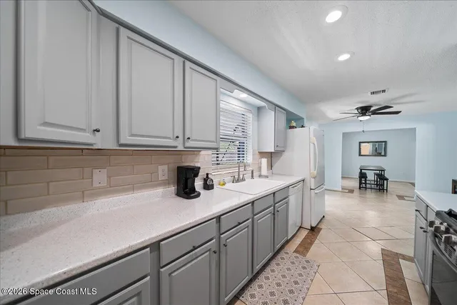 $2,750 | 2965 Barna Avenue, Titusville, FL 32780