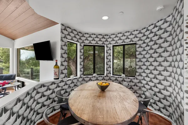 $3,975,000 | 10697 Calle Quebrada, Goleta, CA 93117