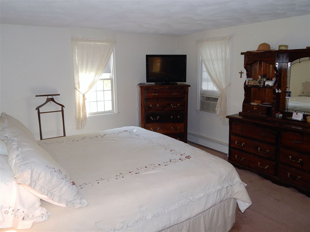 4 Parsonage Hill Road Haverhill, MA 01832 - Photo 11 of 25 Gallery Image 11
