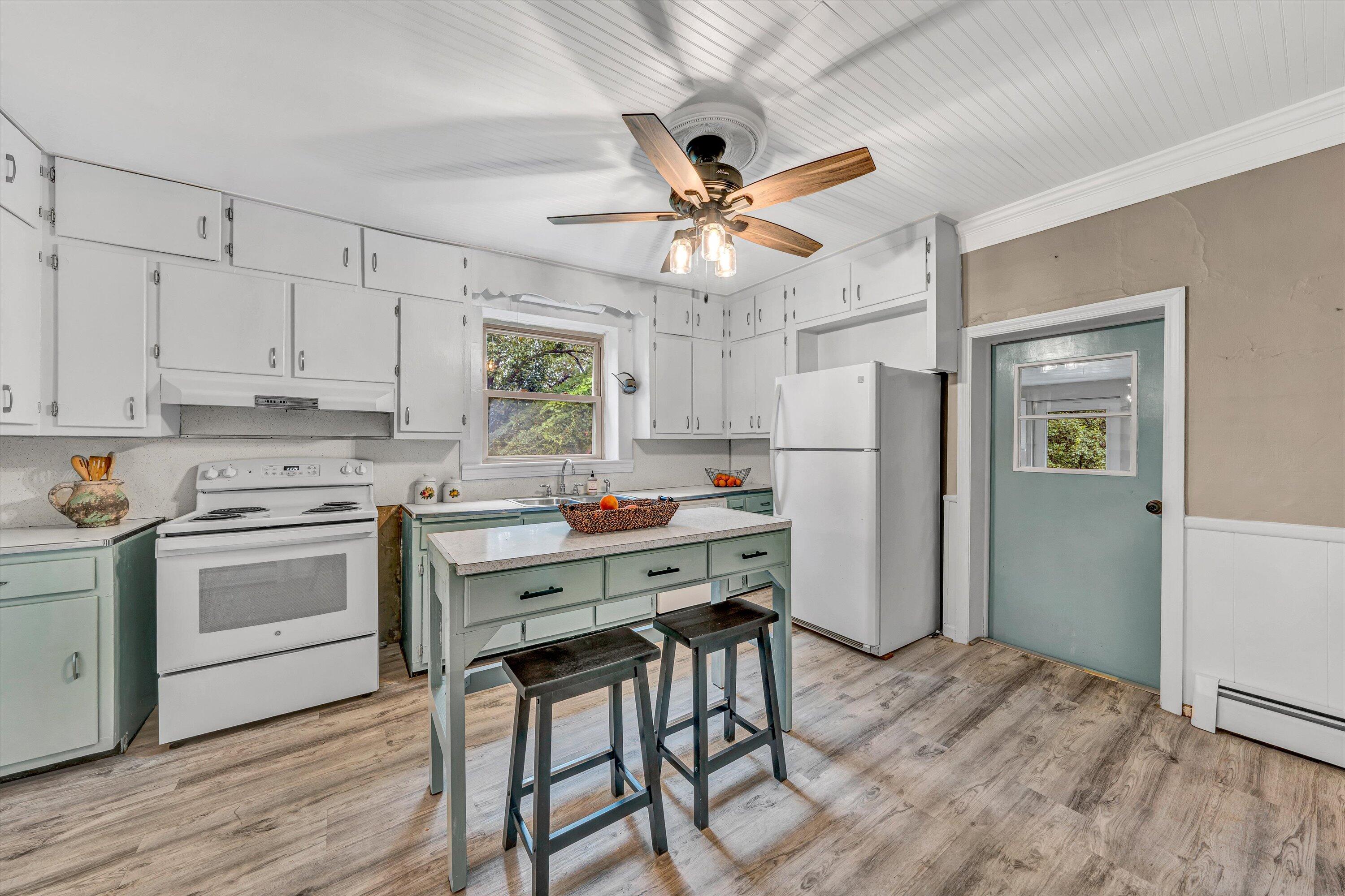 2498 Callaway Road Rocky Mount, VA 24151 - Photo 15 of 43 15-DSC00031