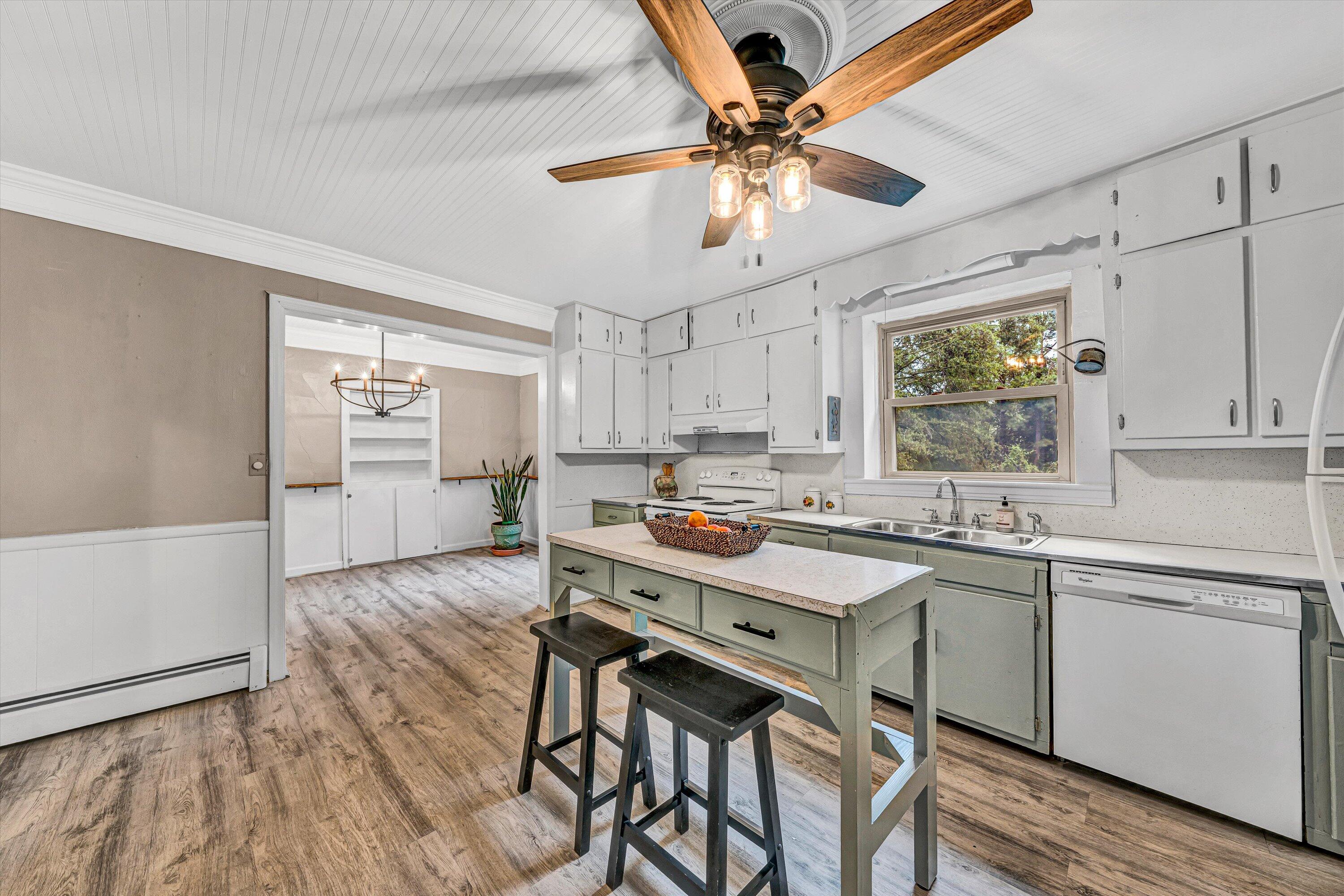 2498 Callaway Road Rocky Mount, VA 24151 - Photo 16 of 43 16-DSC00034