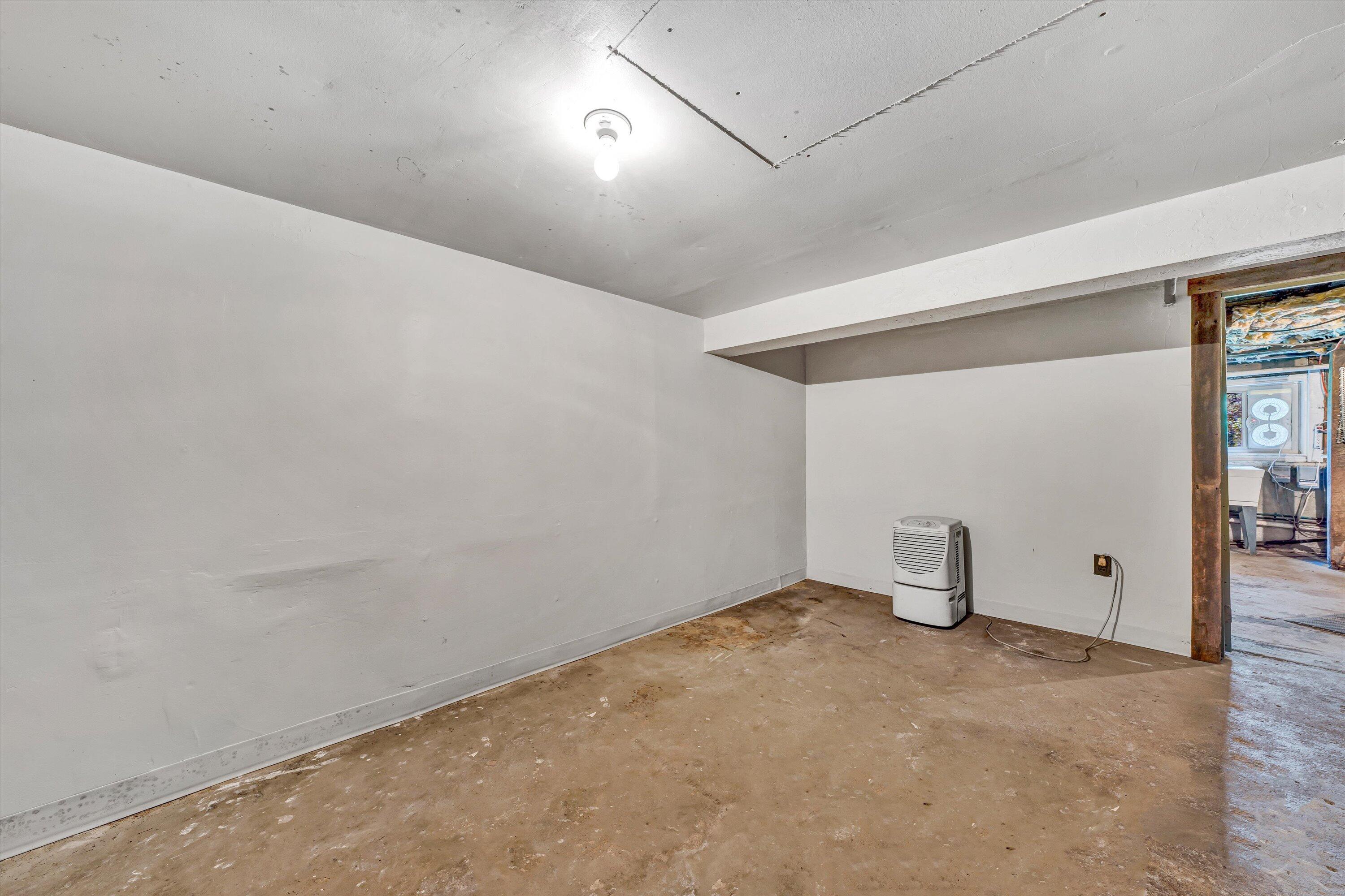 2498 Callaway Road Rocky Mount, VA 24151 - Photo 32 of 43 32-DSC00082