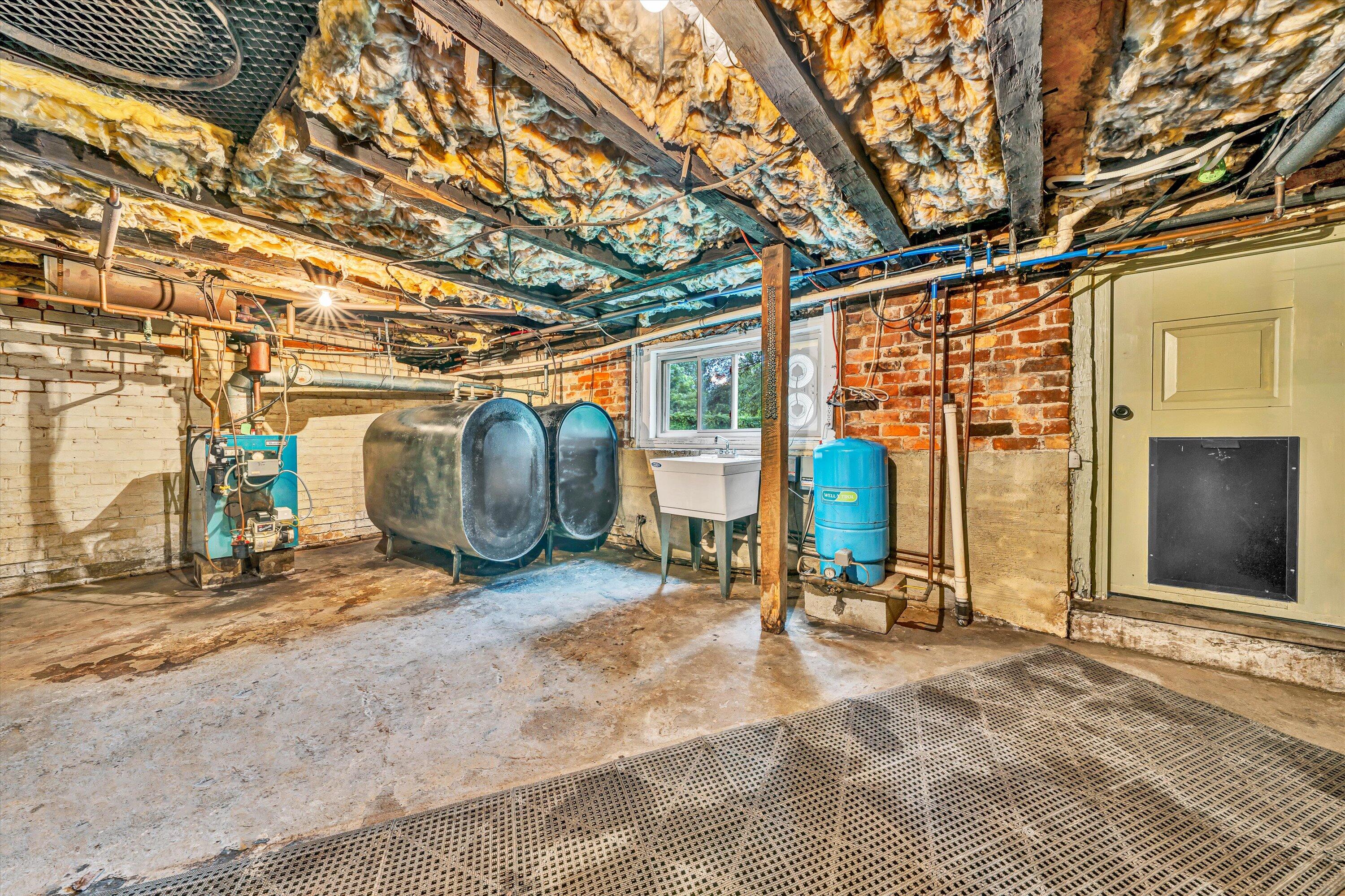 2498 Callaway Road Rocky Mount, VA 24151 - Photo 33 of 43 33-DSC00085