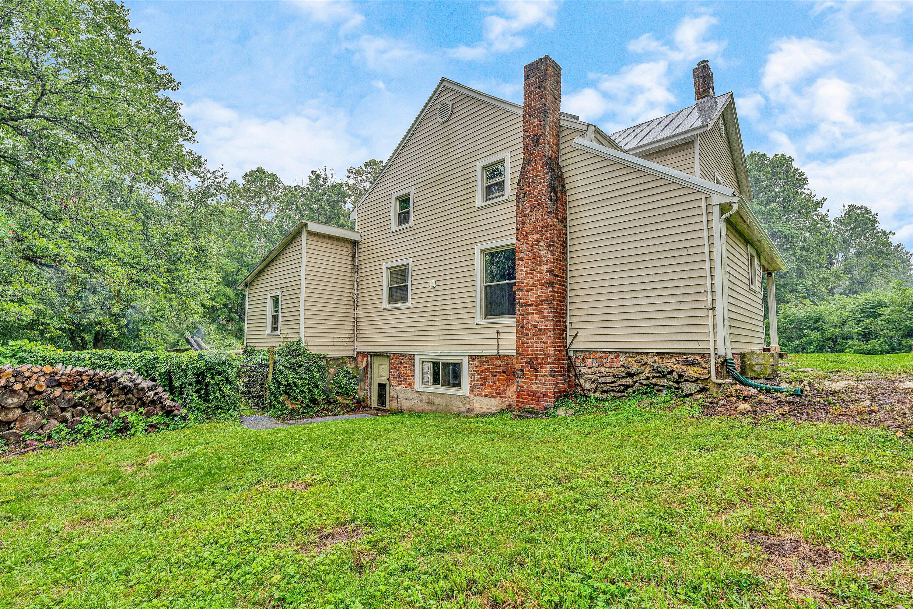 2498 Callaway Road Rocky Mount, VA 24151 - Photo 38 of 43 38-DSC00118