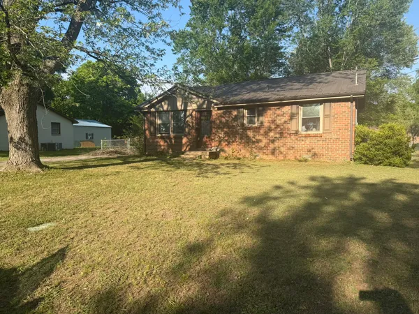 $205,000 | 209 Green Acres Circle, Guthrie, KY 42234