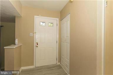 6412 Craigmont Road Baltimore, MD 21207 - Photo 7 of 29 Interior (General)