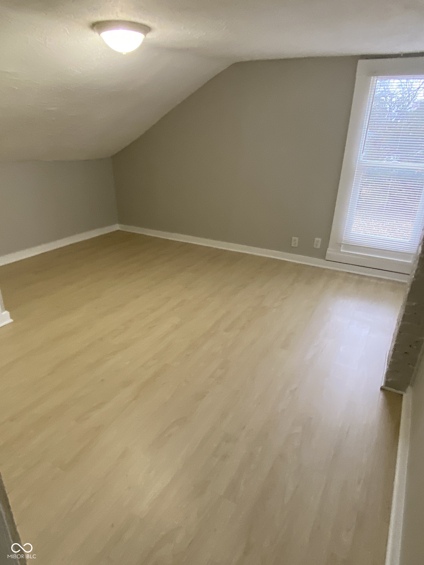 4305 Rockville Road Indianapolis, IN 46241 - Photo 12 of 17