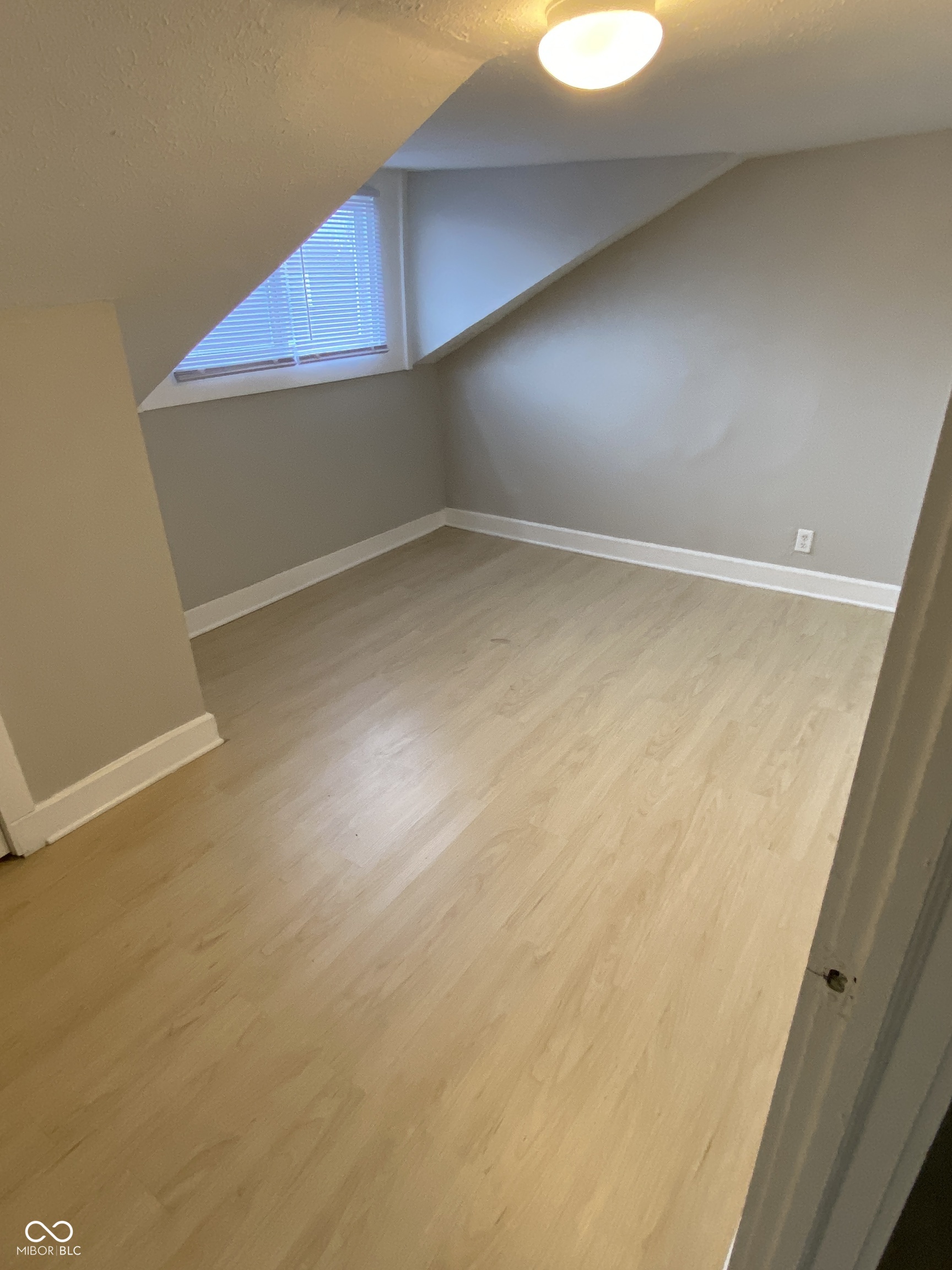 4305 Rockville Road Indianapolis, IN 46241 - Photo 15 of 17