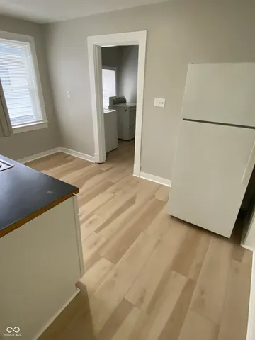 $975 | 4305 Rockville Road, Indianapolis, IN 46241