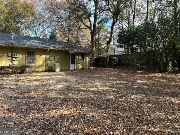 $1,200 | 627 Epps Bridge Parkway, Athens, GA 30606