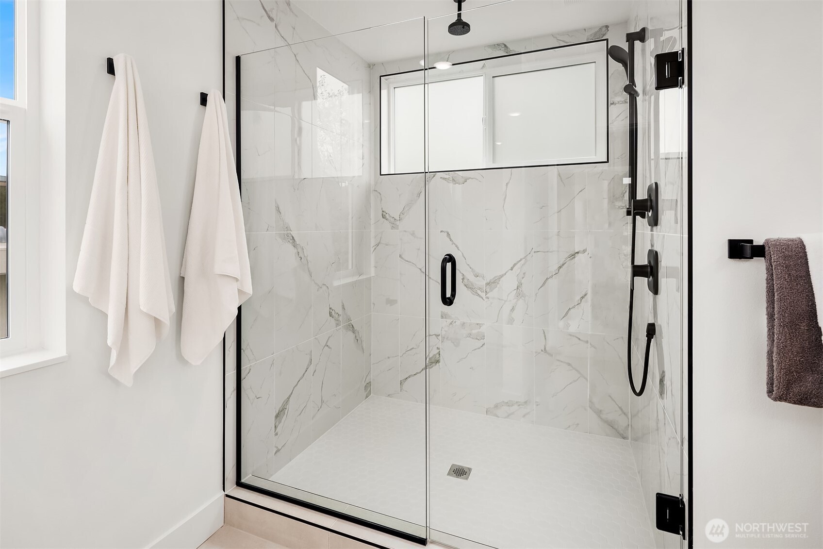 723 18th Avenue Seattle, WA 98122 - Photo 20 of 28