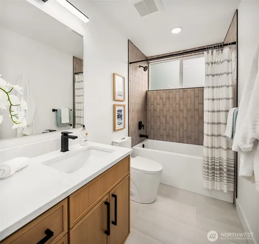 $897,000 | 723 18th Avenue, Seattle, WA 98122