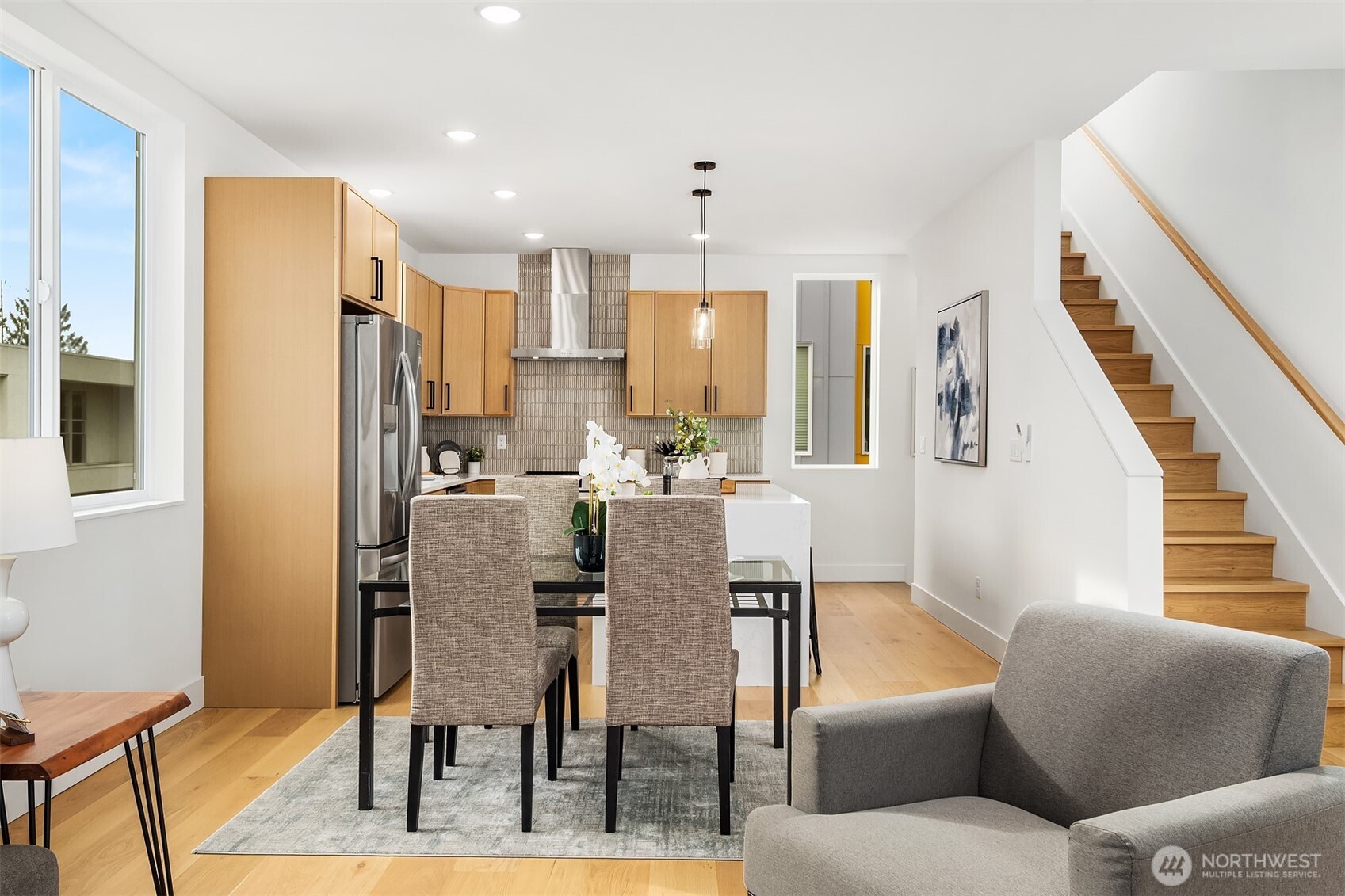 723 18th Avenue Seattle, WA 98122 - Photo 10 of 28