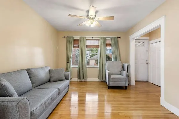 $3,500 | 131 Yale Street, Unit 1, Medford, MA 02155