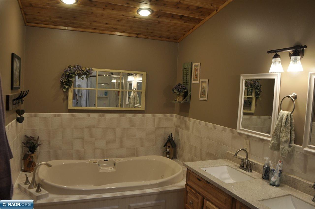 8193 Ludlow Road Cook, MN 55723 - Photo 13 of 35