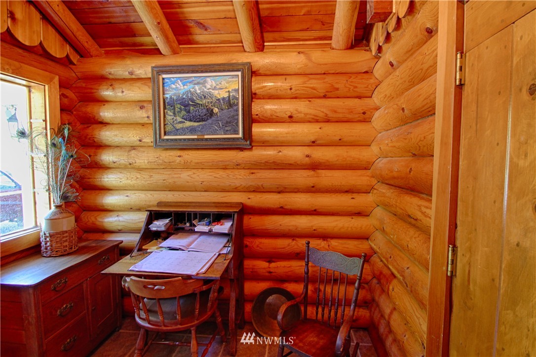 1995 Loomis-Oroville Road Loomis, WA 98827 - Photo 2 of 25