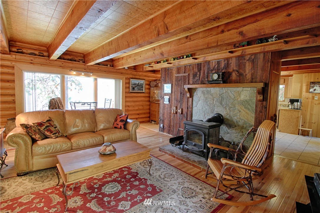 1995 Loomis-Oroville Road Loomis, WA 98827 - Photo 3 of 25