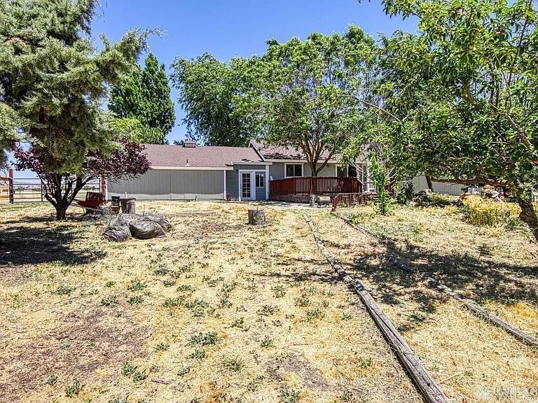 18461 Santa Anita Street Tehachapi, CA 93561 - Photo 35 of 37