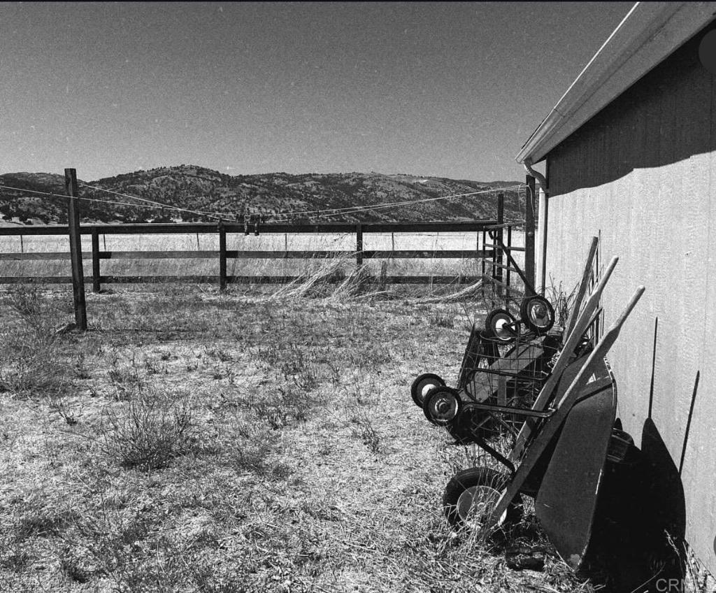 18461 Santa Anita Street Tehachapi, CA 93561 - Photo 6 of 37
