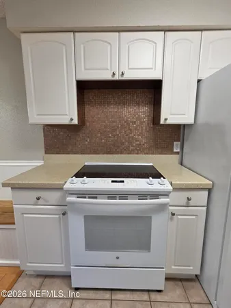 $1,300 | 1800 Park Avenue, Unit 357, Orange Park, FL 32073