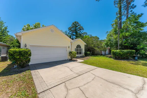$2,350 | 1697 Glenwood Court, Niceville, FL 32578
