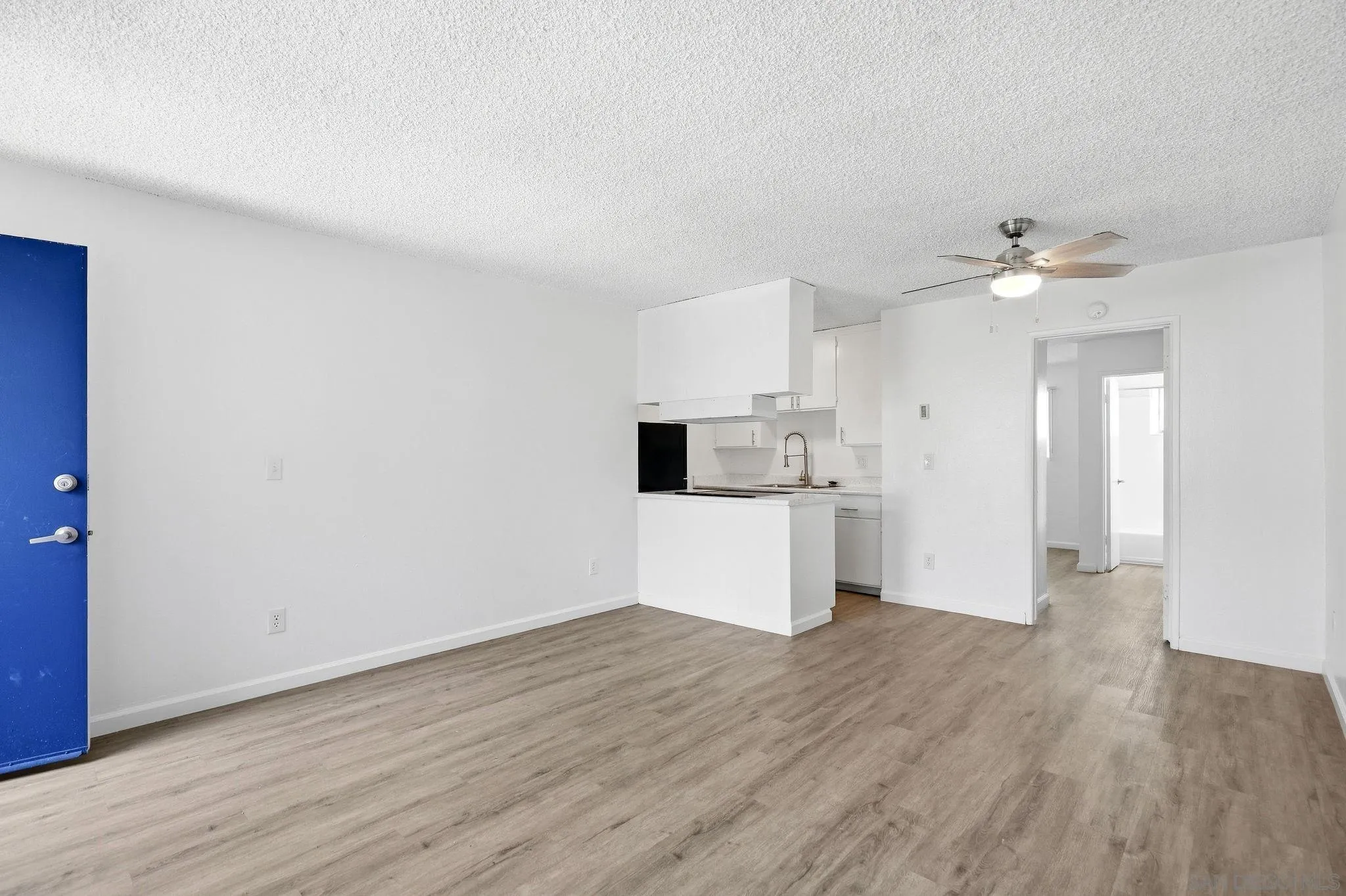 4881 Rolando Court San Diego, CA 92115 - Photo 9 of 16