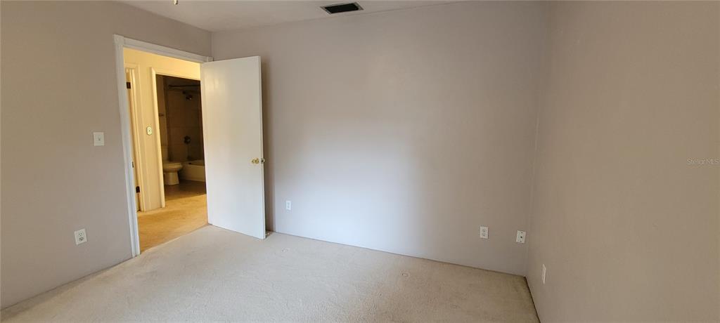 115 Northwest 30 Street Gainesville, FL 32607 - Photo 18 of 35
