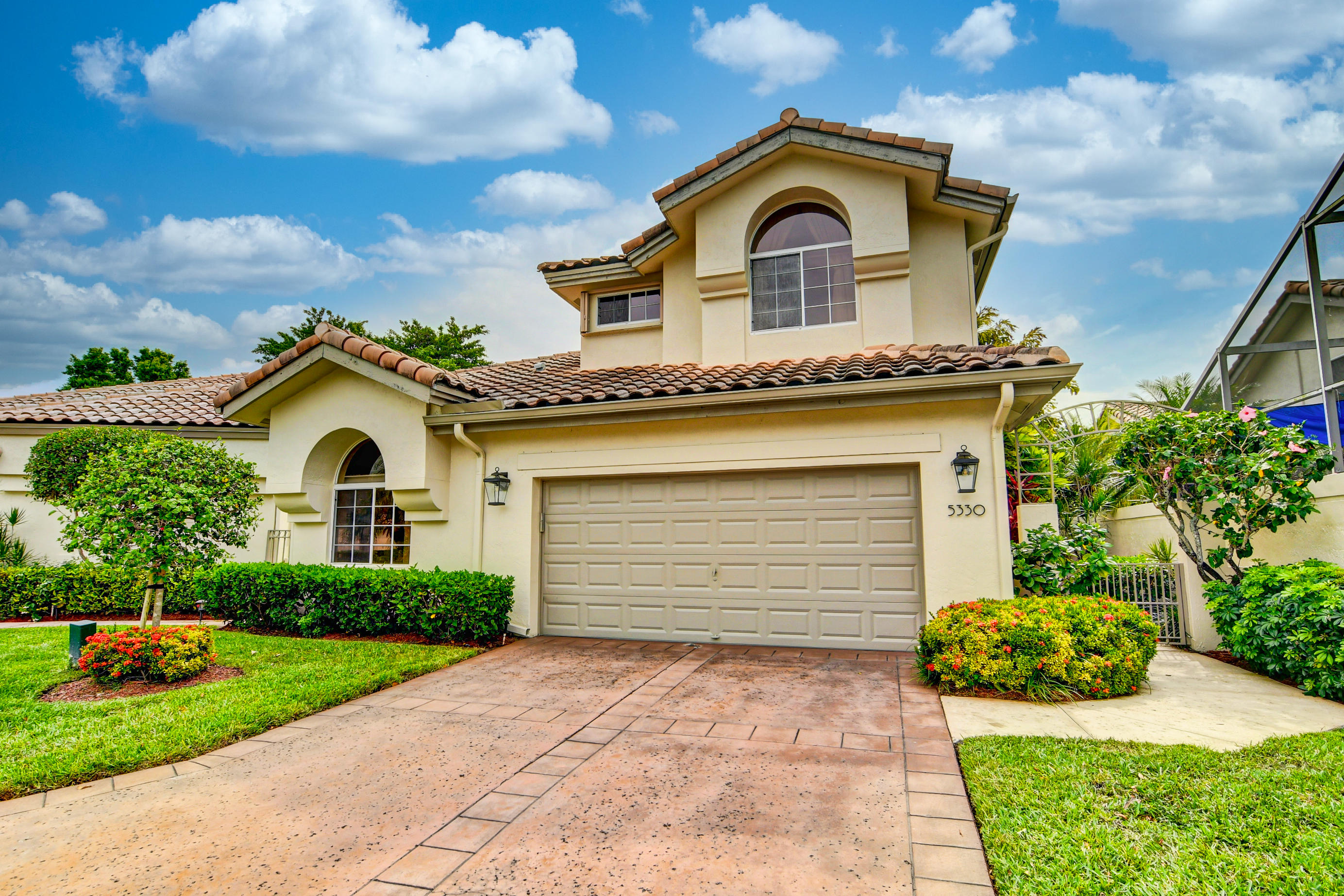5330 Northwest 26th Circle Boca Raton, FL 33496 - Photo 4 of 54 04_dsc_2595_6_7_8_9
