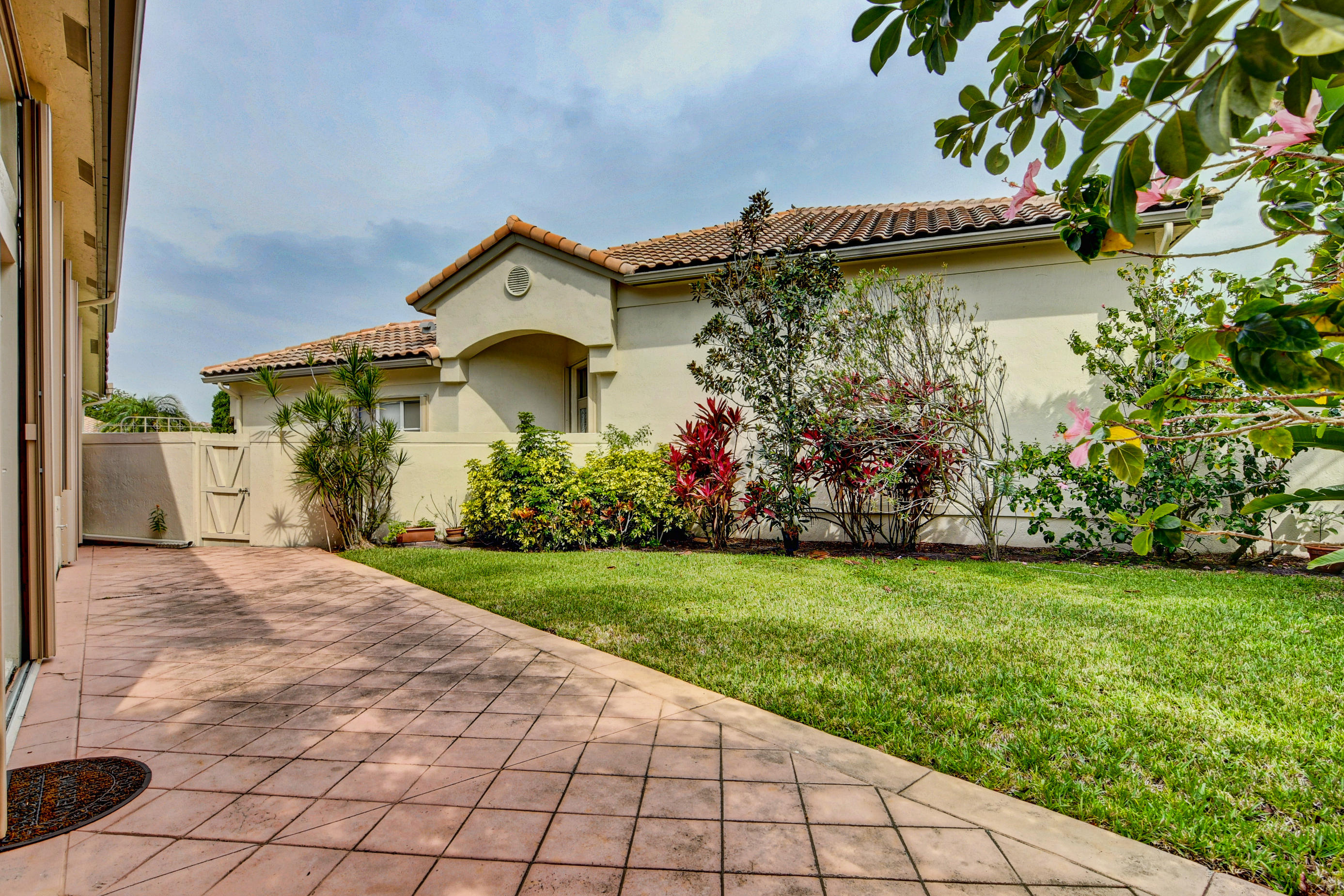 5330 Northwest 26th Circle Boca Raton, FL 33496 - Photo 51 of 54 51_dsc_2530_1_2_3_4