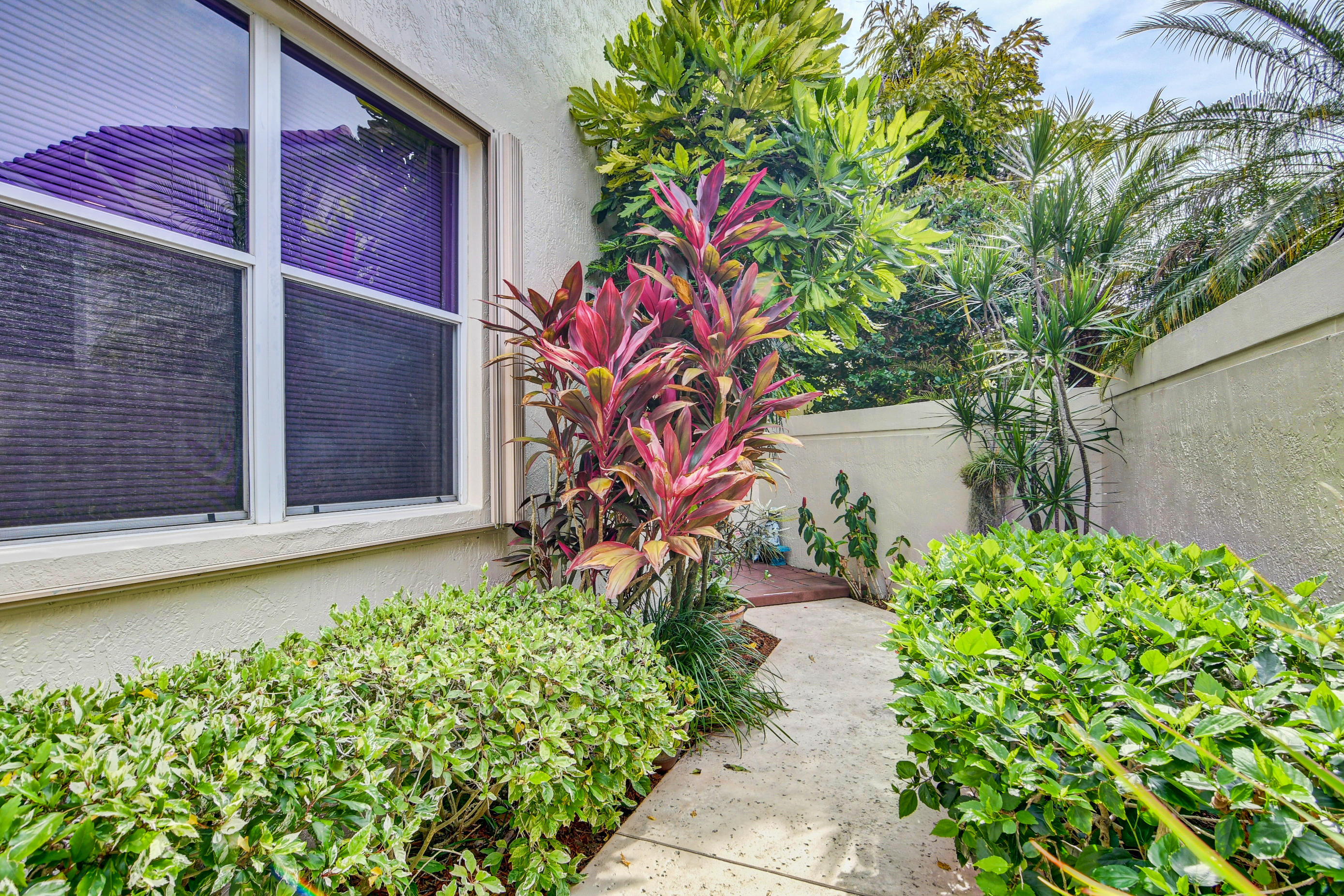 5330 Northwest 26th Circle Boca Raton, FL 33496 - Photo 8 of 54 08_dsc_2140_1_2_3_4