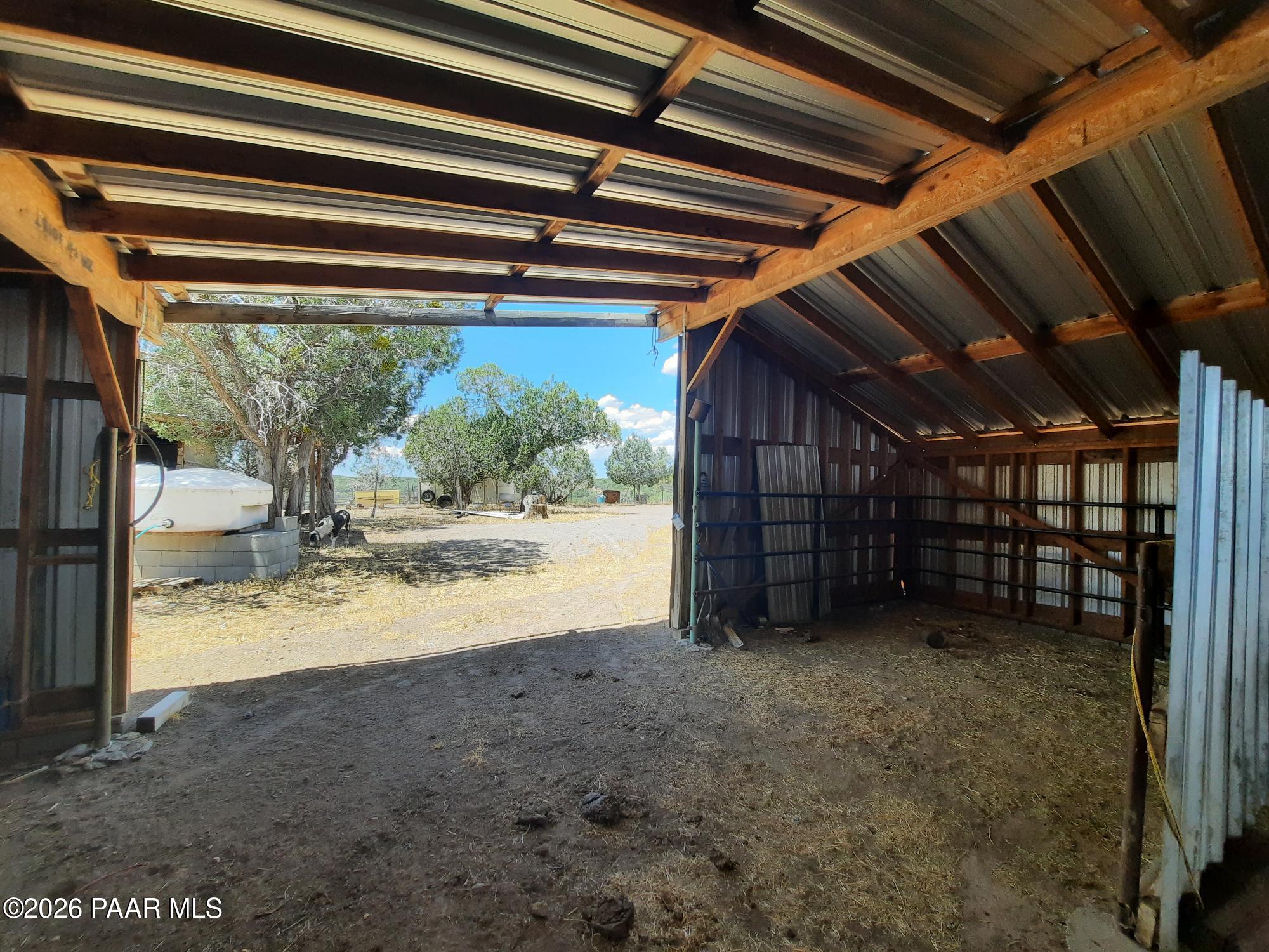 44050 West Fort Rock Road Seligman, AZ 86337 - Photo 25 of 46 20260616_113827