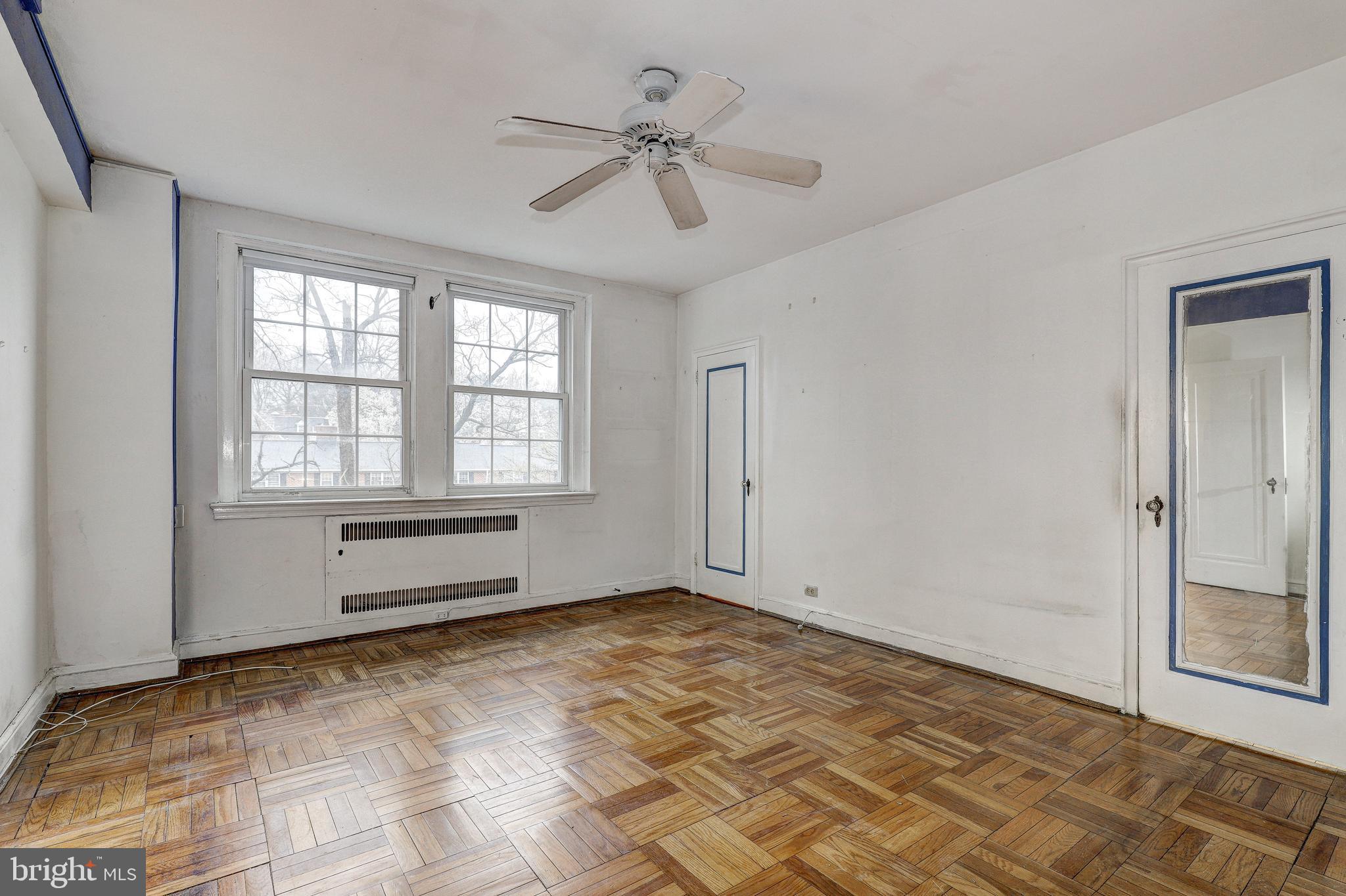 221 Ridgemede Road, Unit 303 Baltimore, MD 21210 - Photo 18 of 32 Ceiling fan