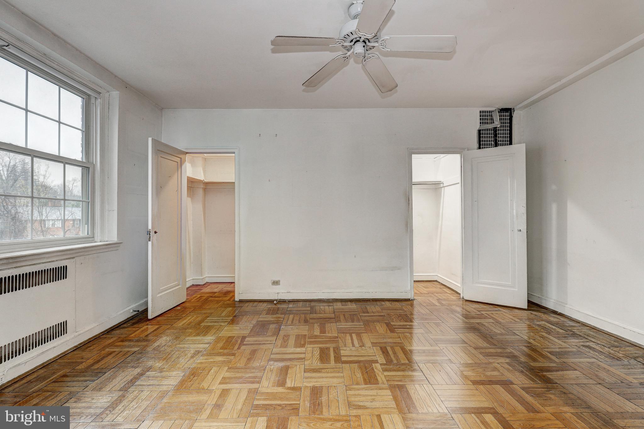 221 Ridgemede Road, Unit 303 Baltimore, MD 21210 - Photo 20 of 32 2 walk-in closets