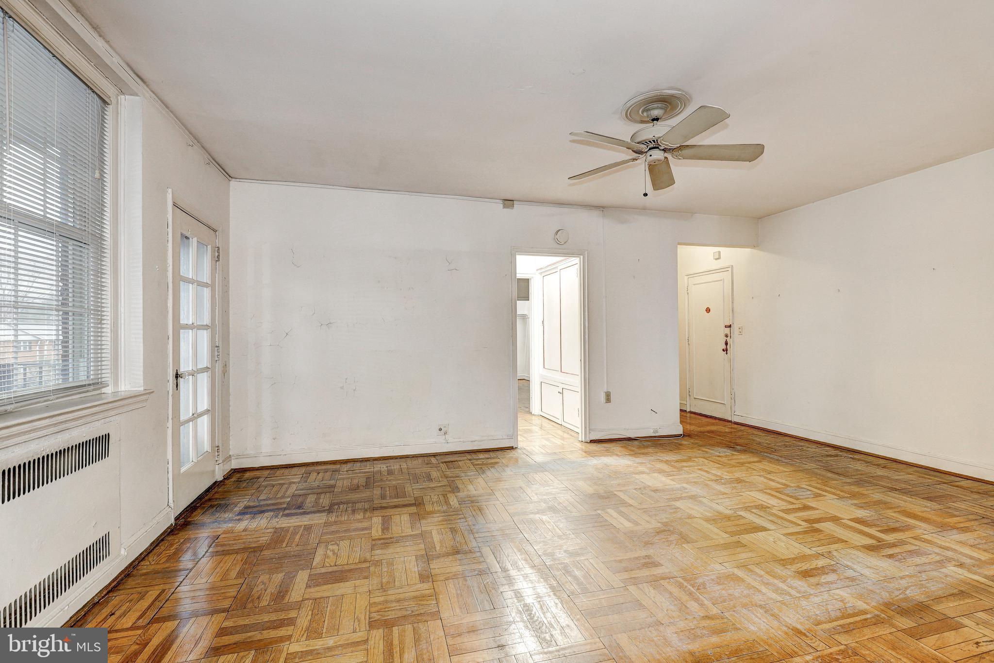 221 Ridgemede Road, Unit 303 Baltimore, MD 21210 - Photo 9 of 32 Ceiling fan