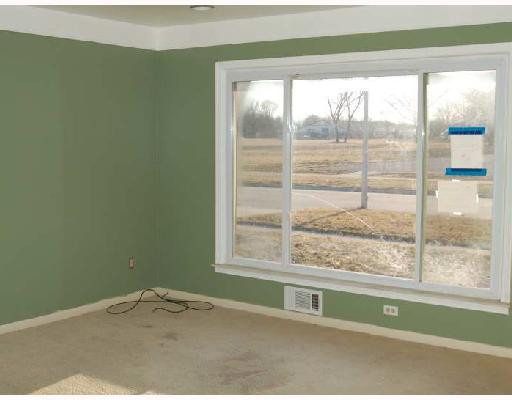 9810 Henry Ruff Road Livonia, MI 48150 - Photo 2 of 8 Photo 2