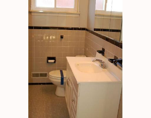 9810 Henry Ruff Road Livonia, MI 48150 - Photo 4 of 8 Photo 4