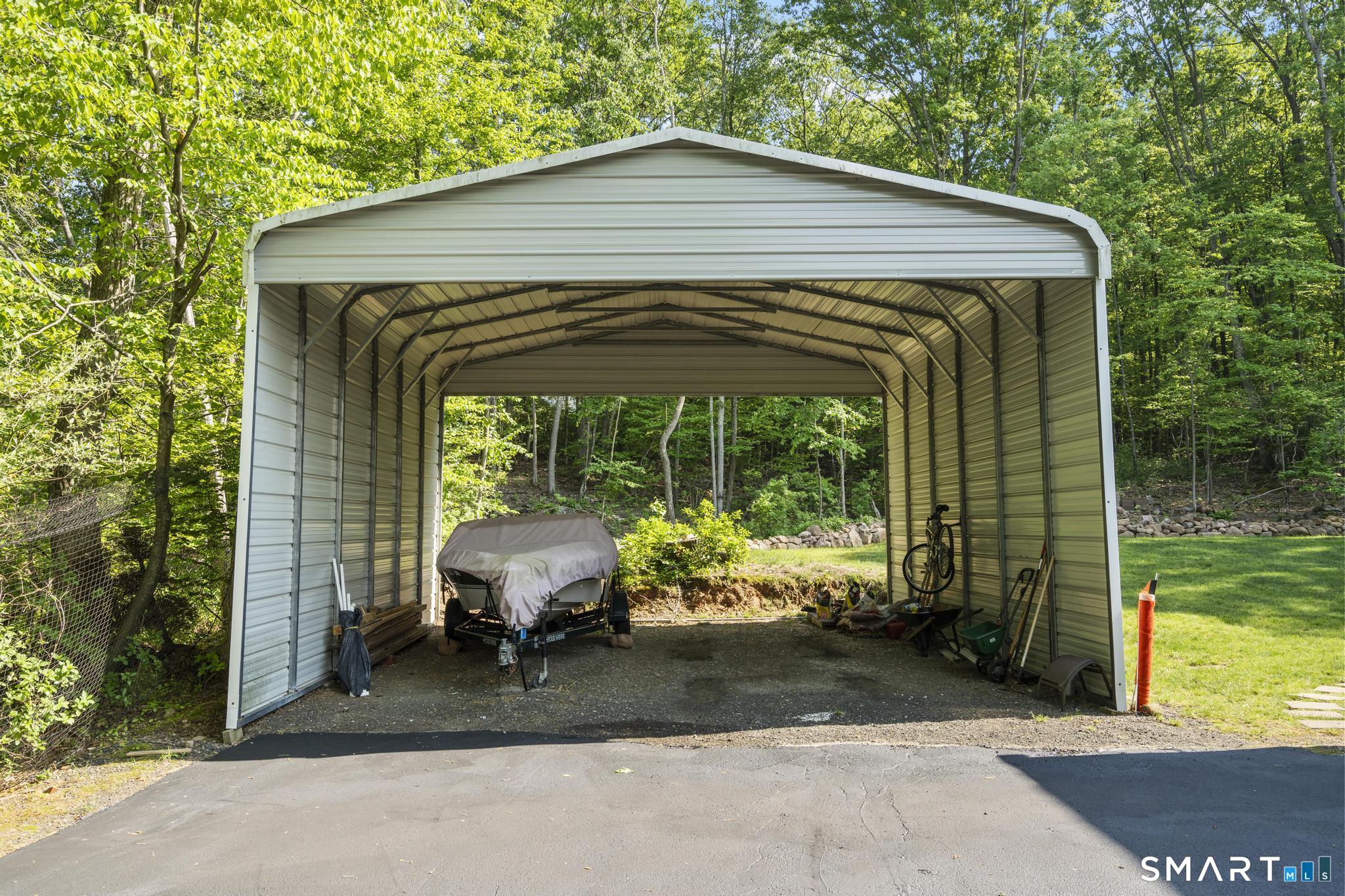 1 Hidden Brook Road Hamden, CT 06518 - Photo 35 of 40
