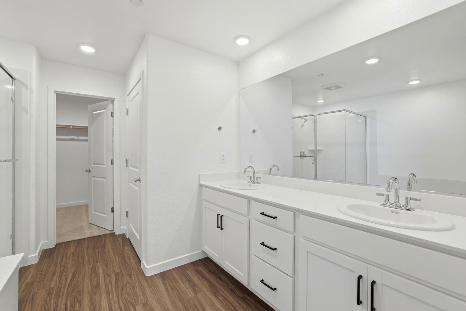 1243 Leonhardt Loop Lincoln, CA 95648 - Photo 9 of 12