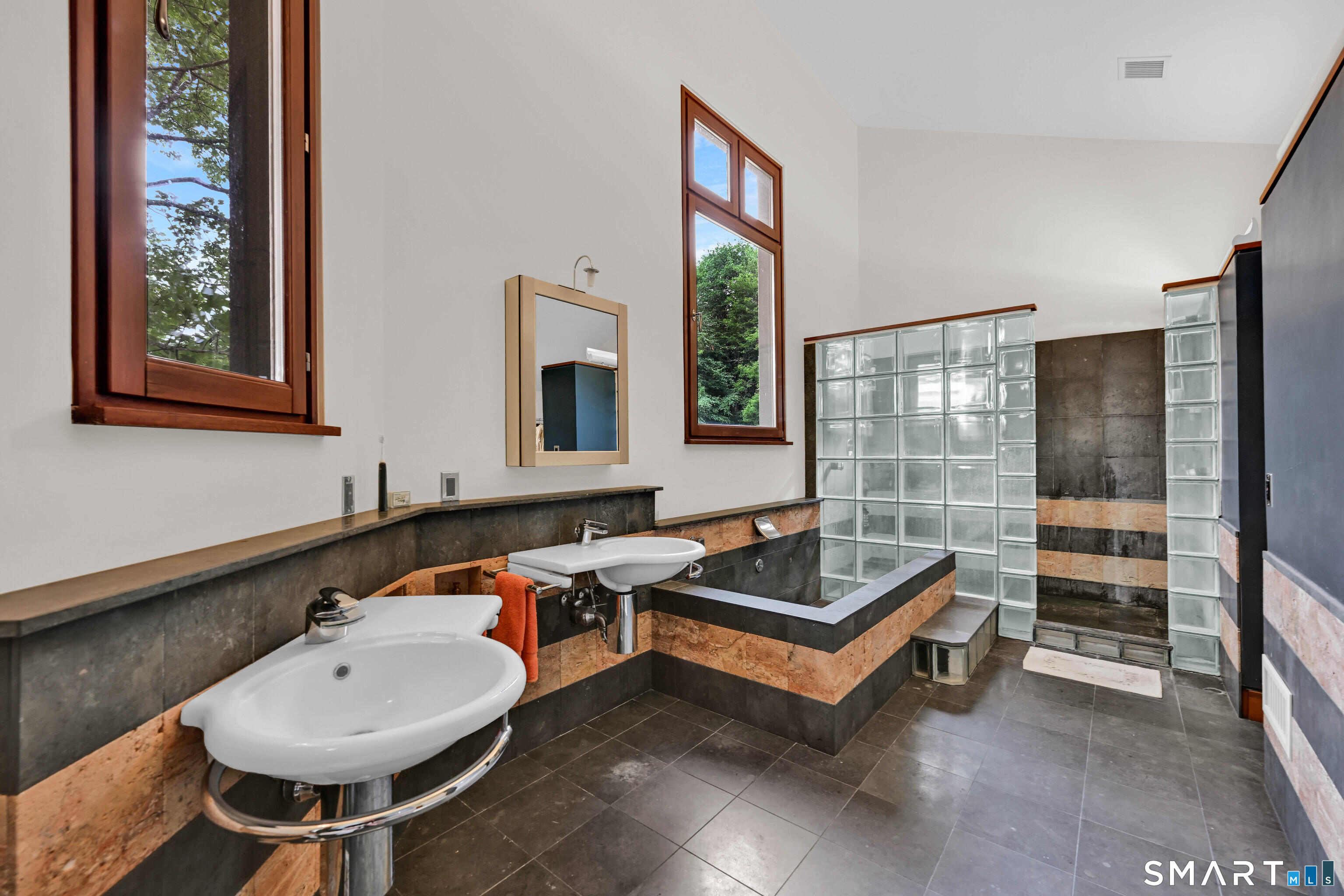27 Ridge Road Canton, CT 06019 - Photo 18 of 32