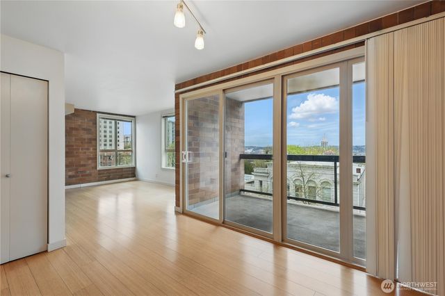 a view of entryway with wooden floor