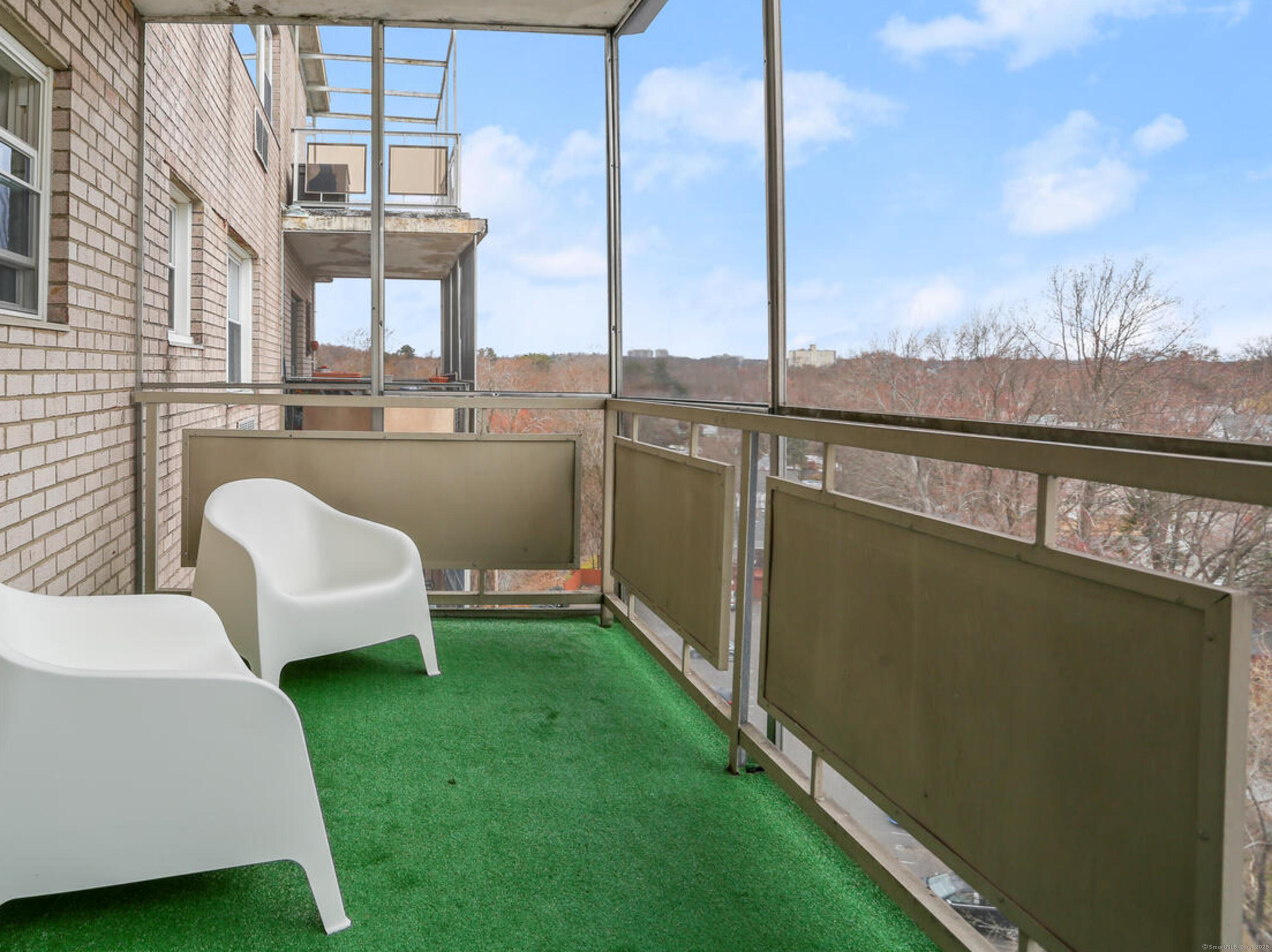 80 Cartright Street, Unit 8B Bridgeport, CT 06604 - Photo 6 of 14