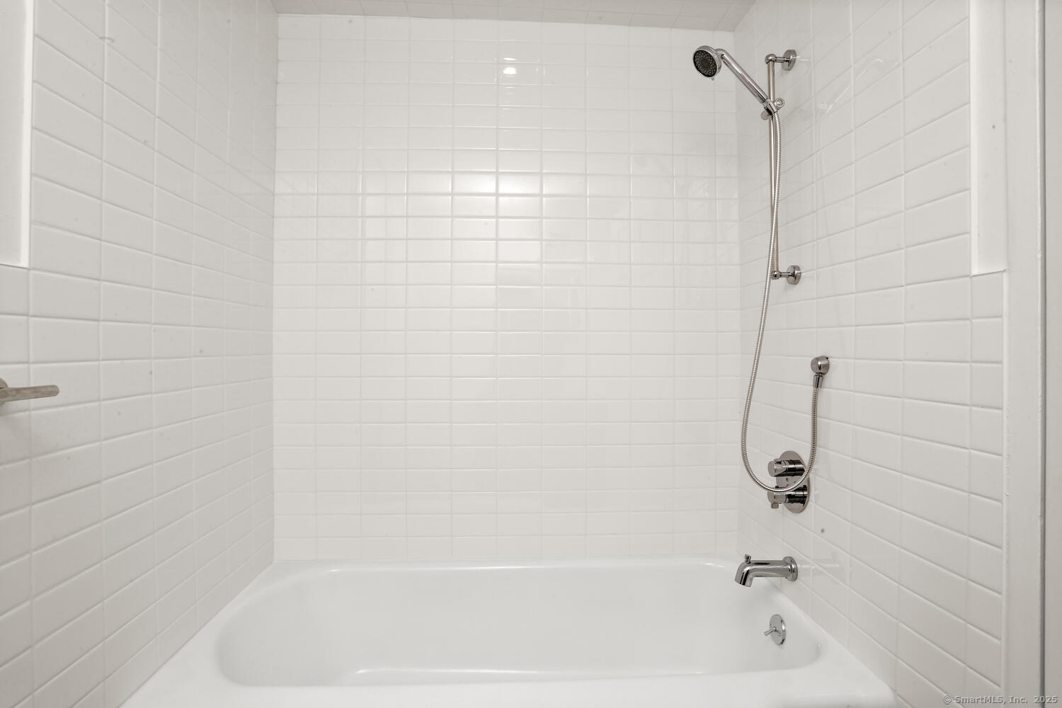 80 Cartright Street, Unit 8B Bridgeport, CT 06604 - Photo 10 of 14 a bathroom with a shower