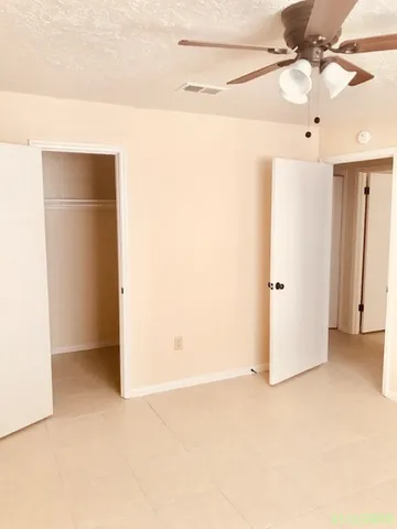 $1,000 | 1507 Barcelona Way Drive, Baytown, TX 77520