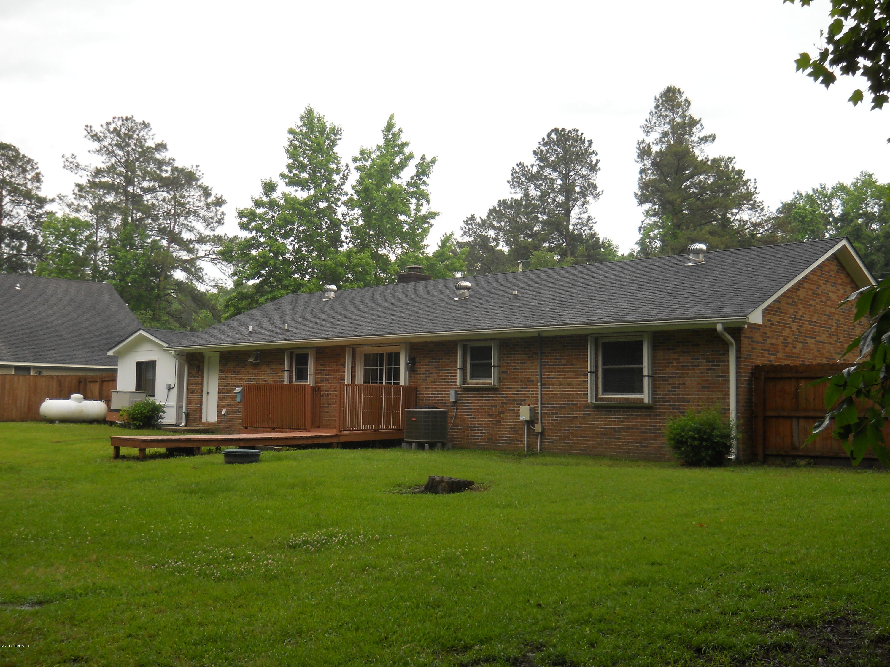 825 Fields Road New Bern, NC 28560 - Photo 34 of 40 DSCN0583
