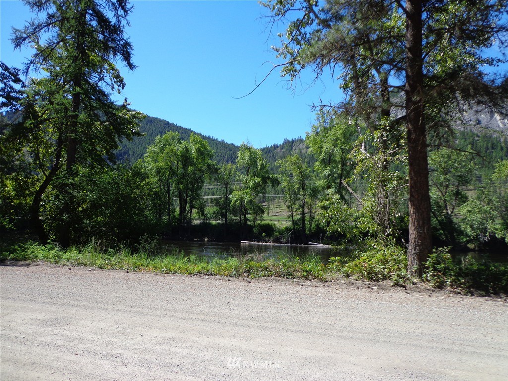 4 Customs Road Curlew, WA 99118 - Photo 4 of 11 Gallery Image 4