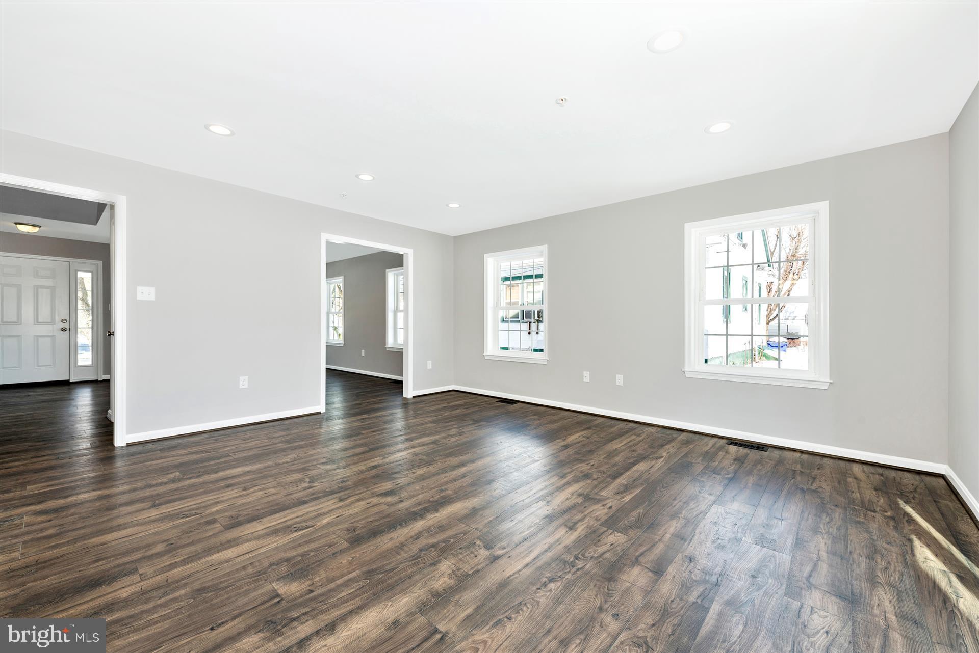 21 East Moser Road Thurmont, MD 21788 - Photo 11 of 30 Family Room