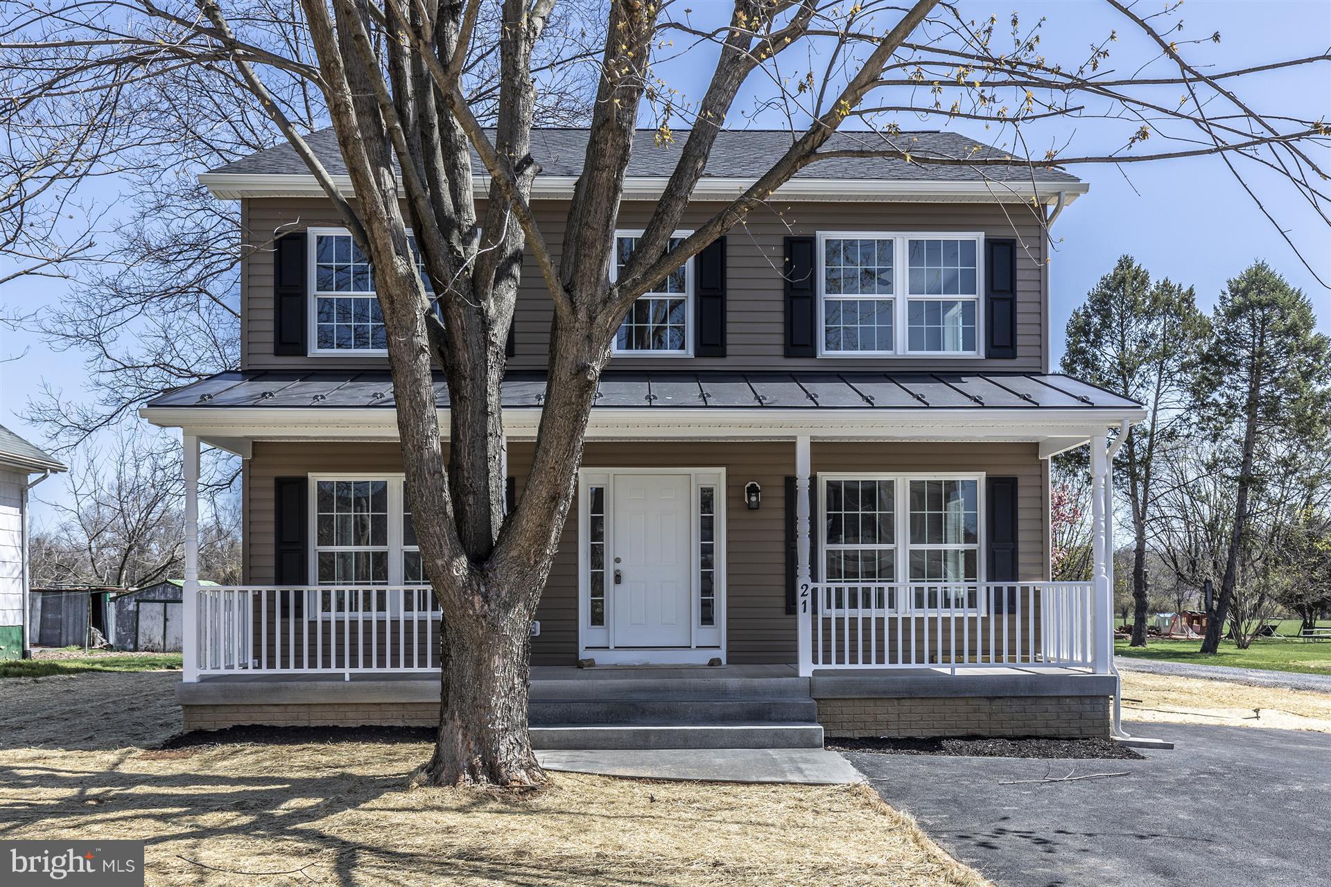 21 East Moser Road Thurmont, MD 21788 - Photo 4 of 30 Exterior (Front)