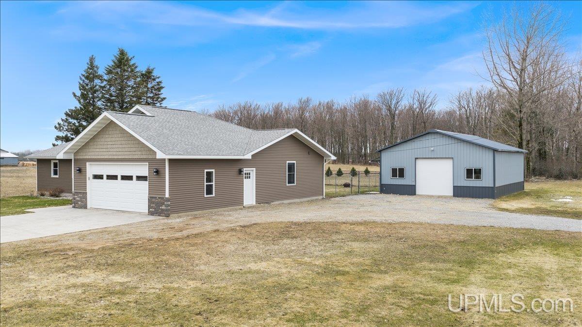 4695 I Road Bark River, MI 49807 - Photo 3 of 57