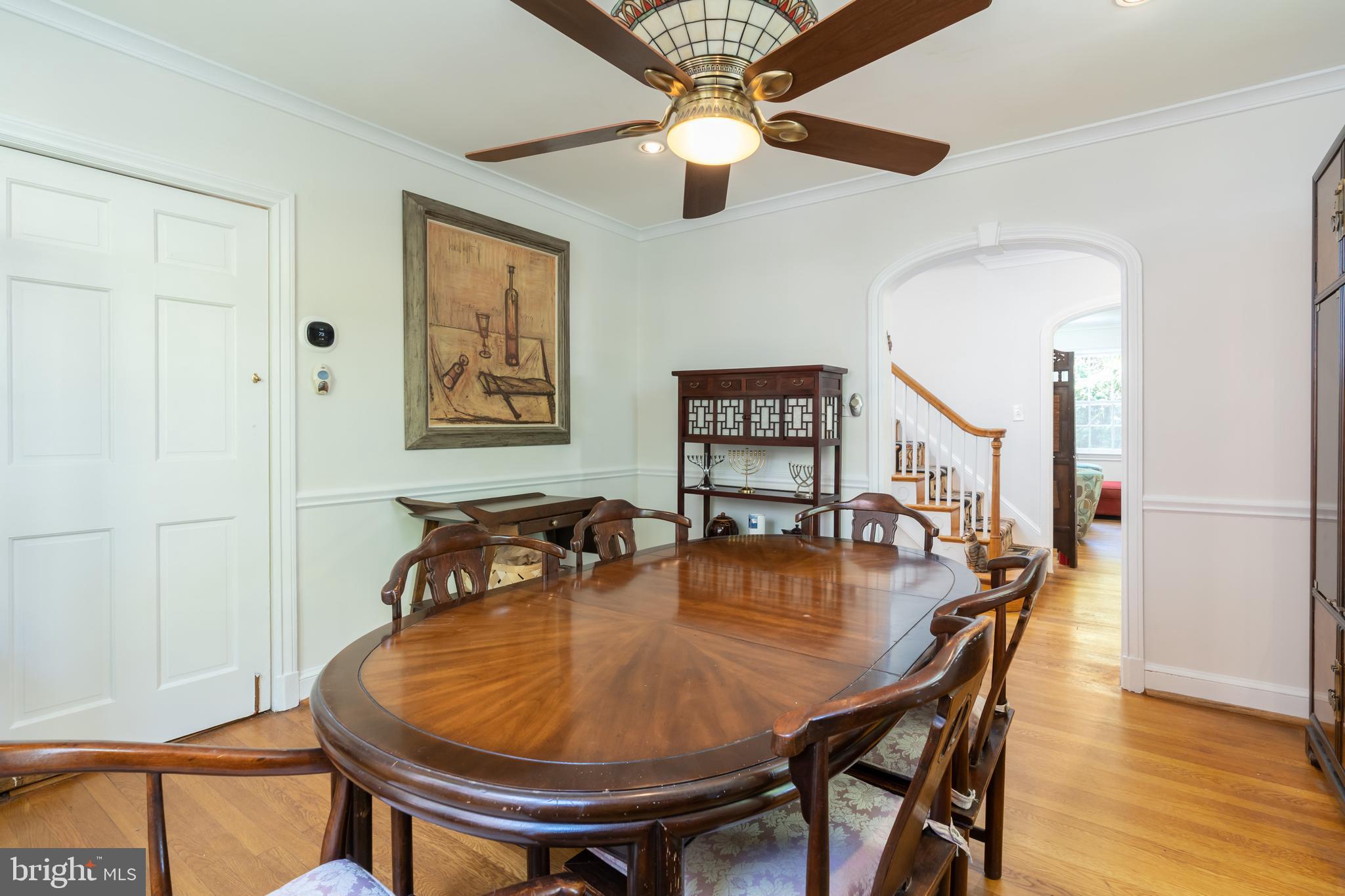 5016 Reno Road Northwest Washington, DC 20008 - Photo 8 of 38 Character highlighted w/arch entry & chair rail.