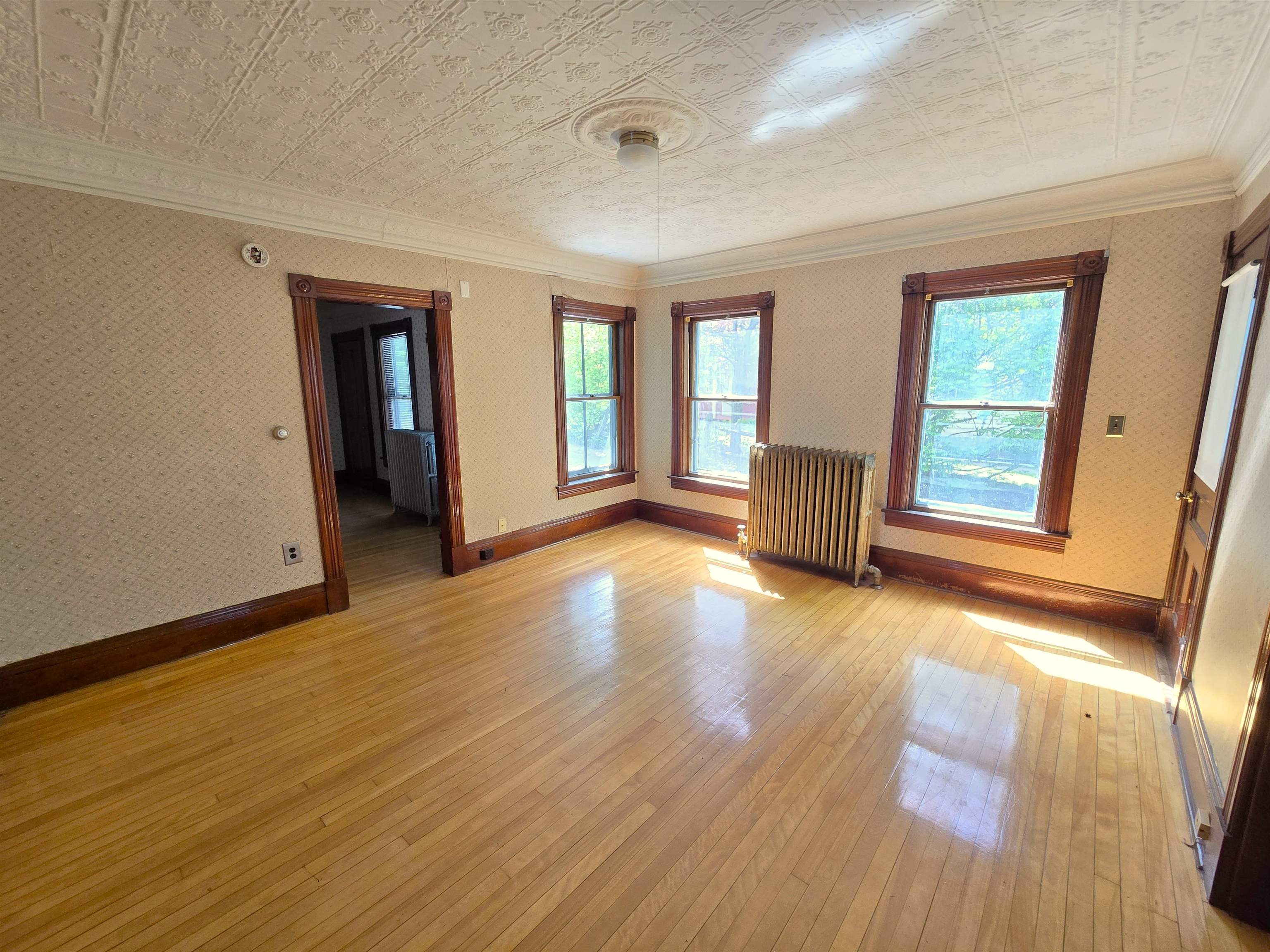 110 Washington Street Brattleboro, VT 05301 - Photo 8 of 17